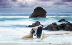 两个人扑克牌一上一下